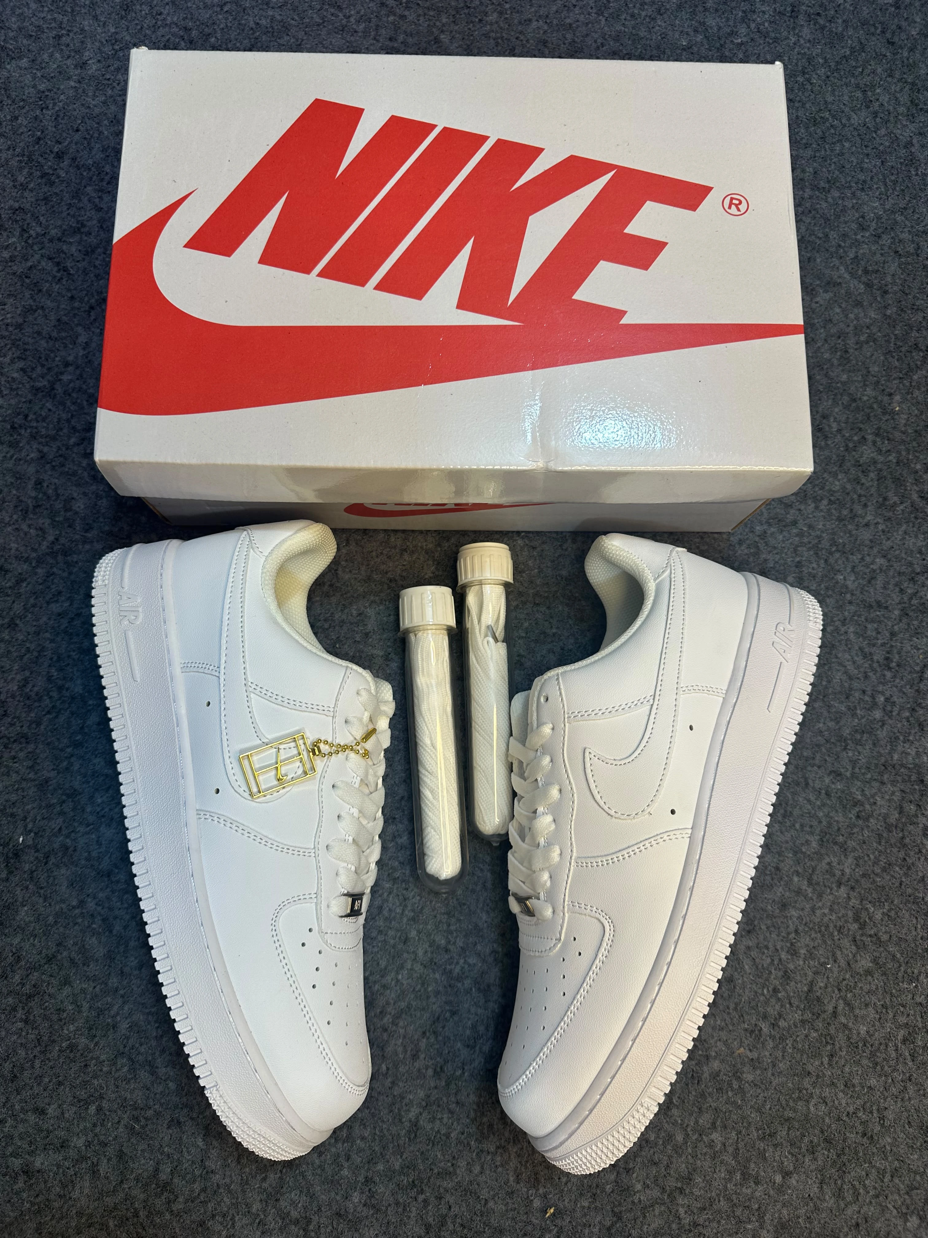 Nike Air Force 1 Low ’07 Triple White Sneakers