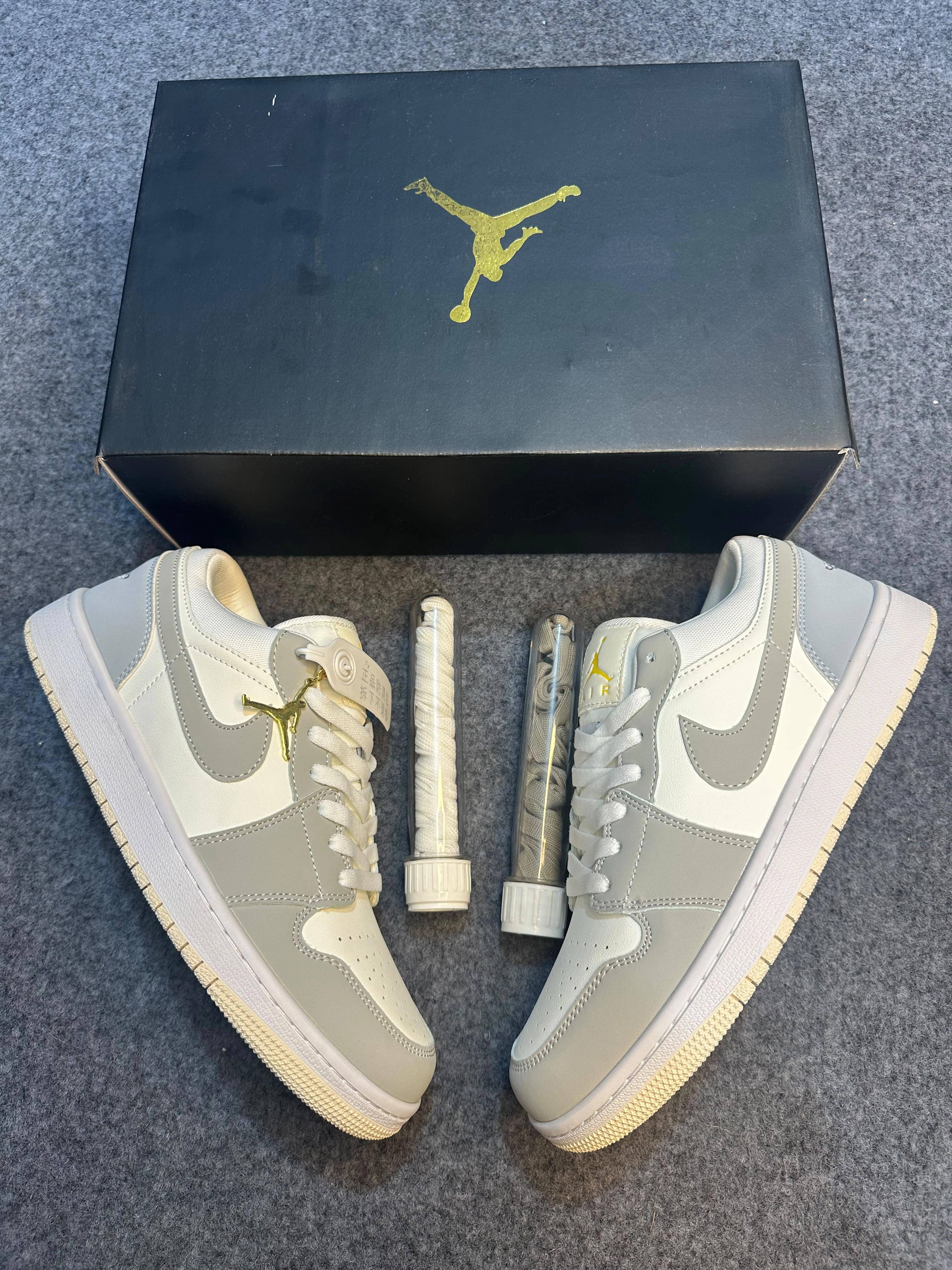 Air Jordan 1 Low